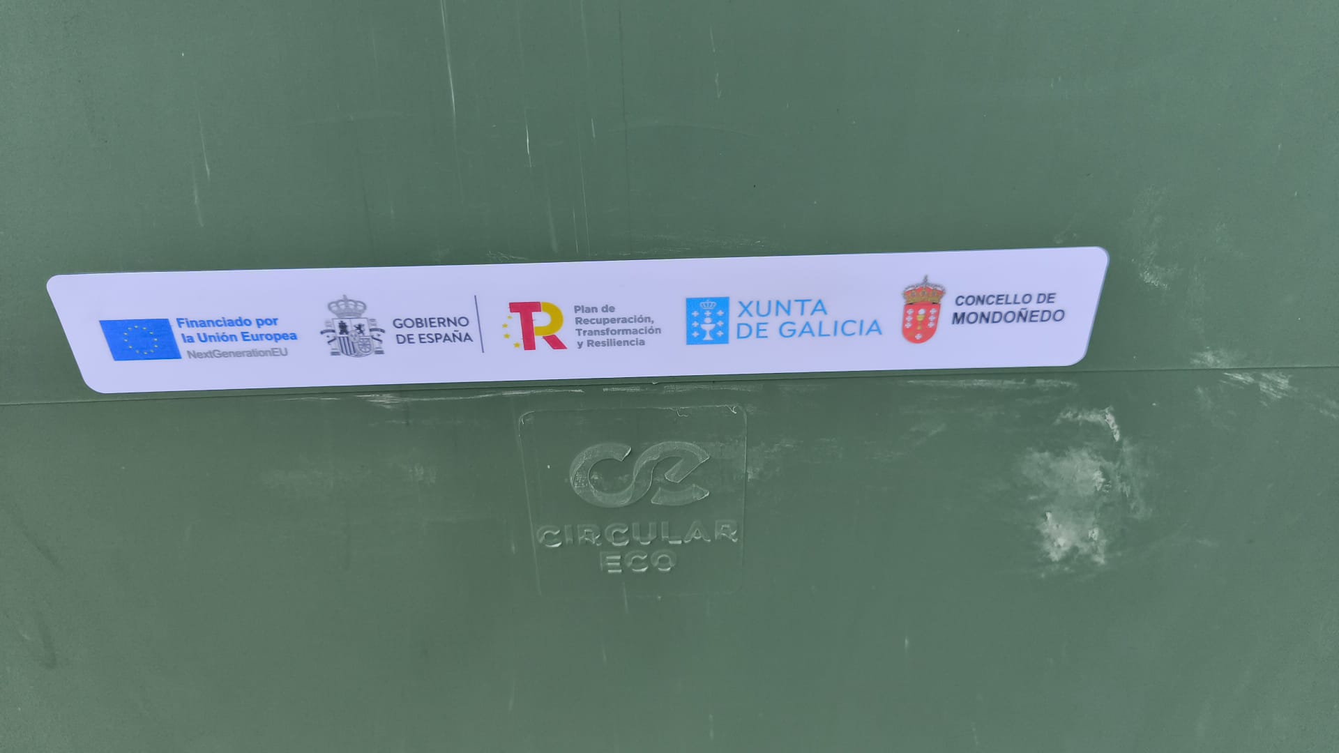 4 Foto logo contenedor 2024